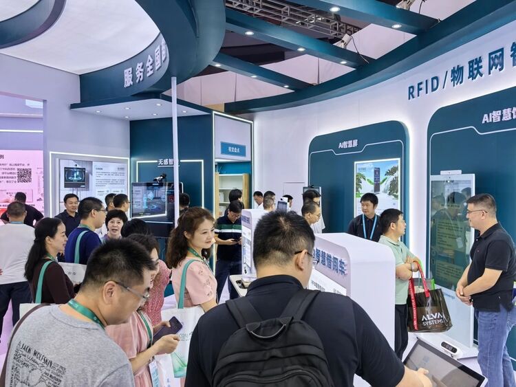 展会直击｜银河网上集团闪耀2024年中国图书展览会！